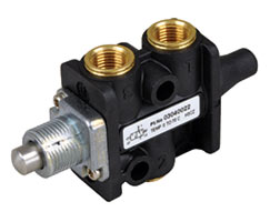 03040022 | Super X manually actuated, 1/8 NPT, 3/2, plunger / spring